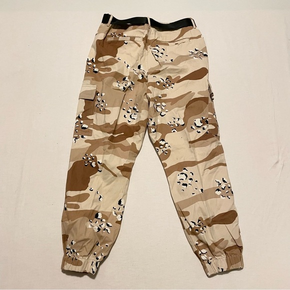 Forever 21 Womens Camo Pants Size 1X - Picture 12 of 16